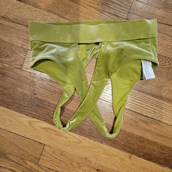Fabletics Lime Green Velour Track Pants & Top Set - Picture 5 of 7